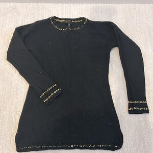 Basler black label 100% wool long sleeve knit w/ gold chain trim detail size XS